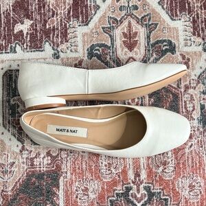 Matt & Nat Women's White Flats. Never Worn. Size 9.